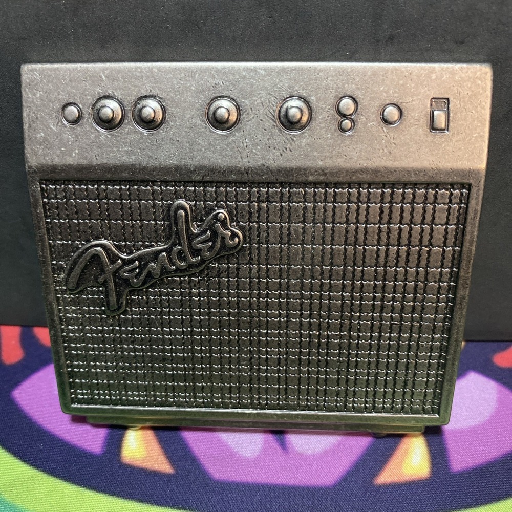 FENDER AMP MENS BELT BUCKLE AMPLIFIER GUITAR  3.5"x 3.25 A1